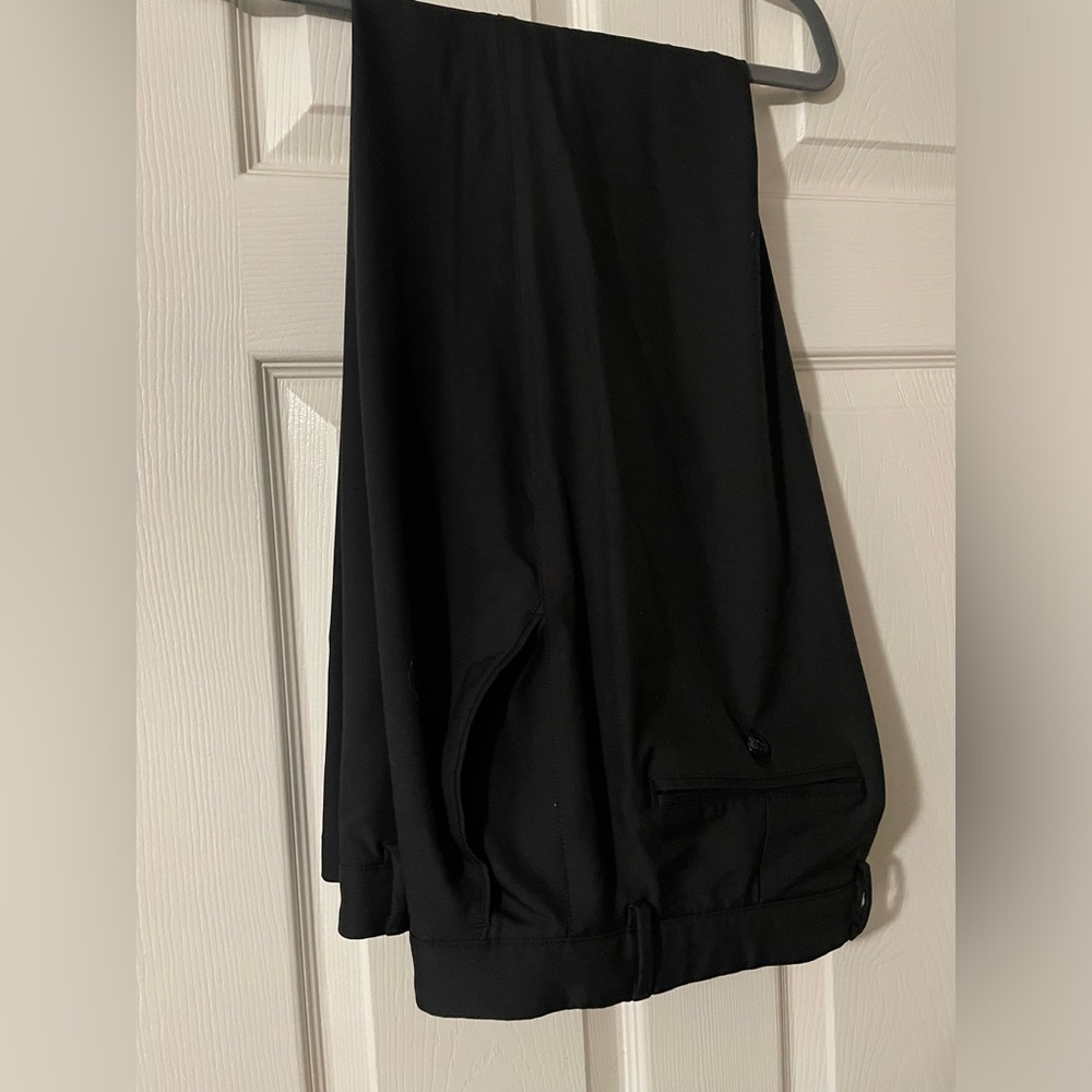 Men’s Greg Norman golf pants-Black- 38x32